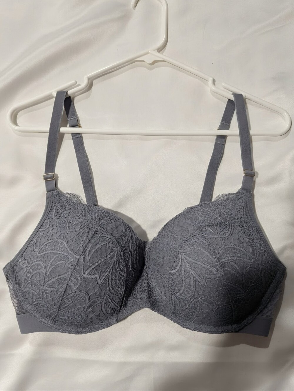 NWOT Bra 38C (Lively)